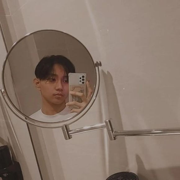 Meet your Posher, Andre - Picture 1 of 1